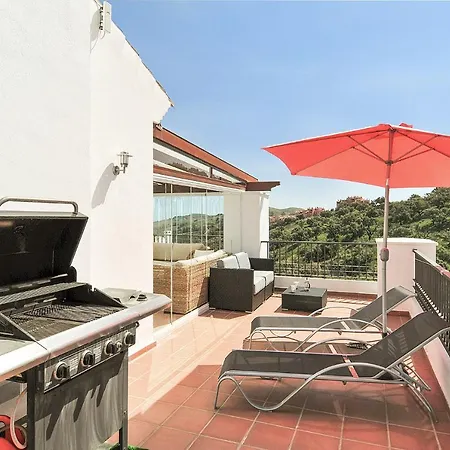 El Bosque Penthouse Apartment